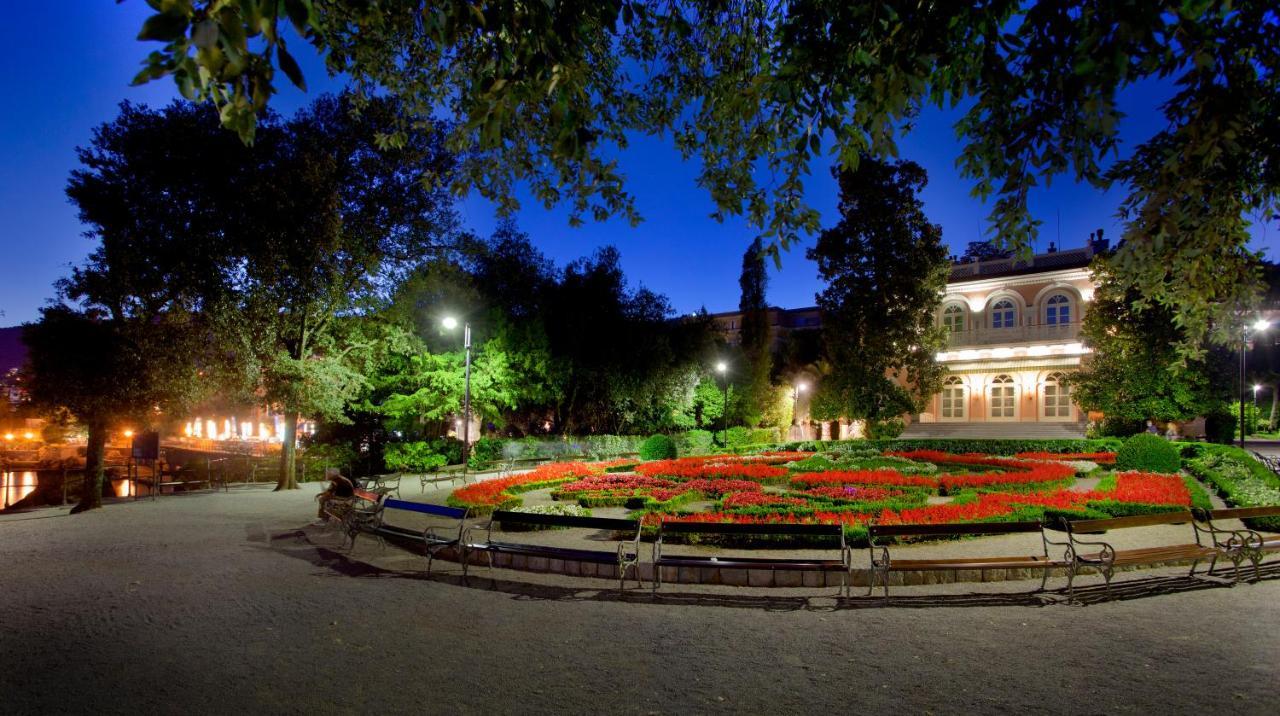 Apartments Relax Near Abbázia Kültér fotó
