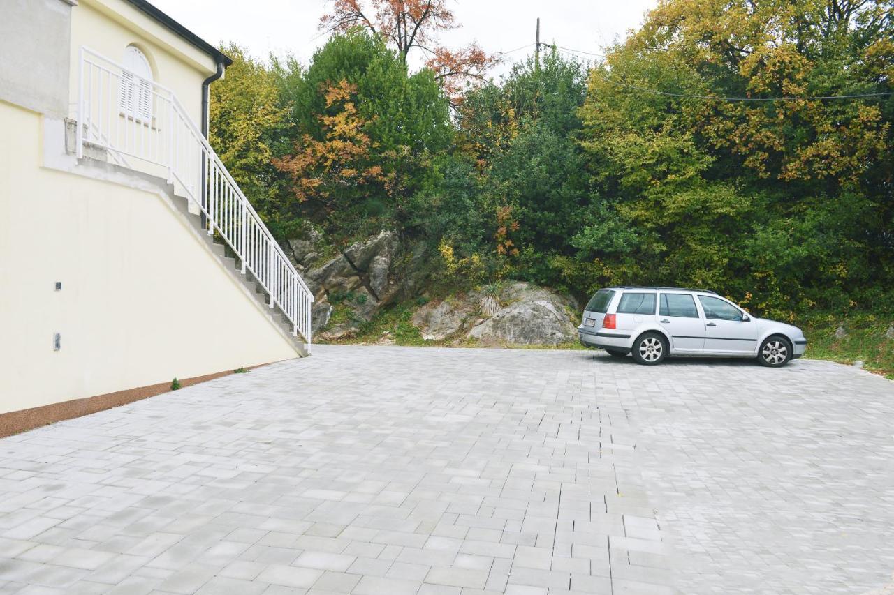 Apartments Relax Near Abbázia Kültér fotó